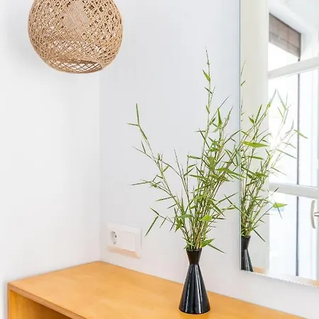 Uncle John's Πανσιόν