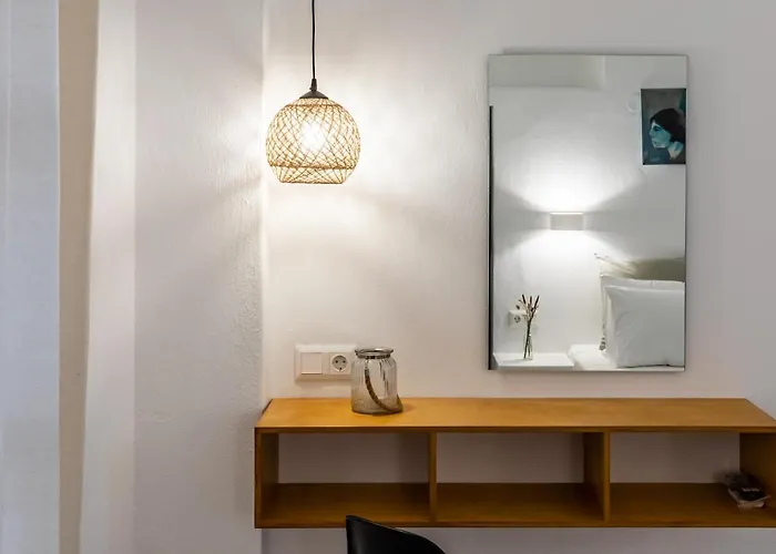 Uncle John's Skopelos Town